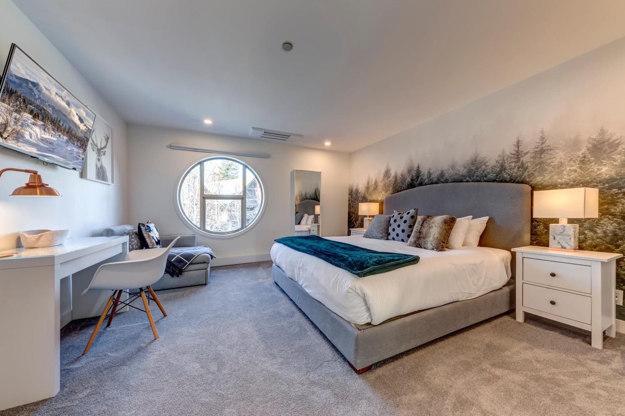 The Lookout Penthouse // A Luxe Suite In Whistler Ngoại thất bức ảnh