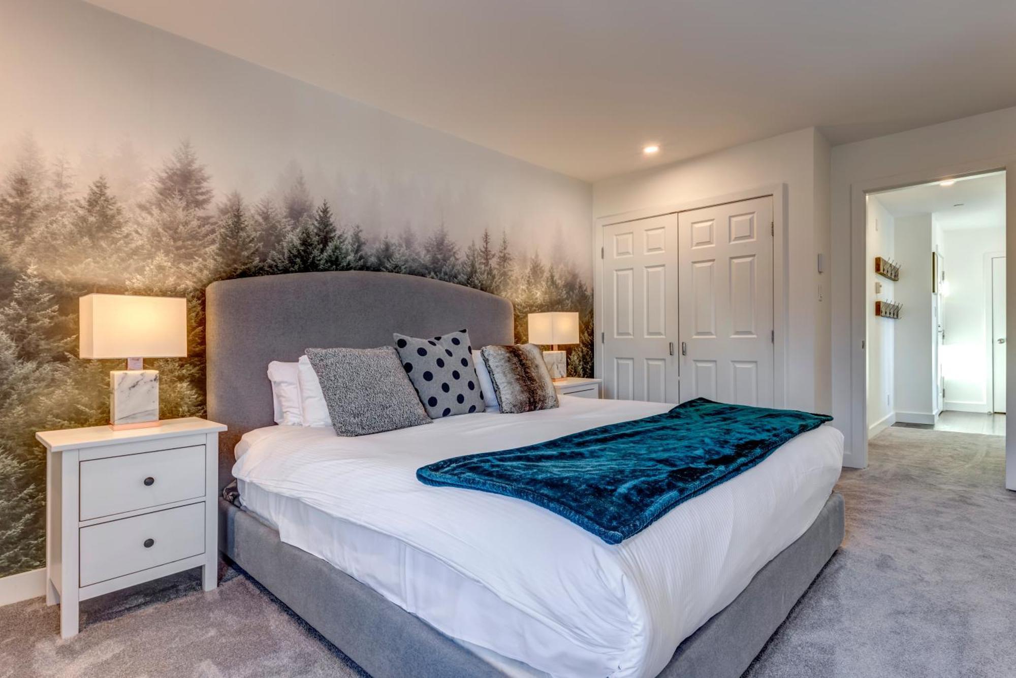 The Lookout Penthouse // A Luxe Suite In Whistler Ngoại thất bức ảnh