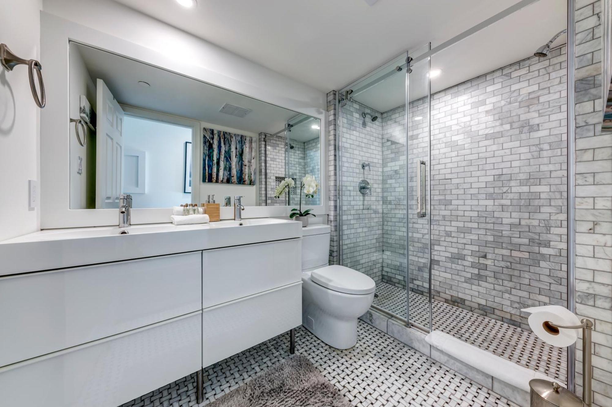 The Lookout Penthouse // A Luxe Suite In Whistler Ngoại thất bức ảnh